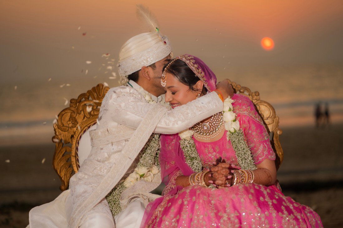 Achaman and Saumya beneath the mandap